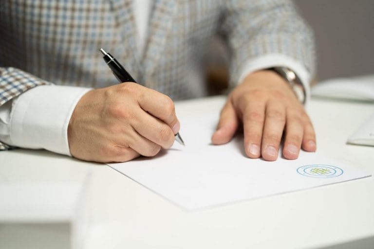 Où trouver des modèles de lettre de résiliation assurance santé ?